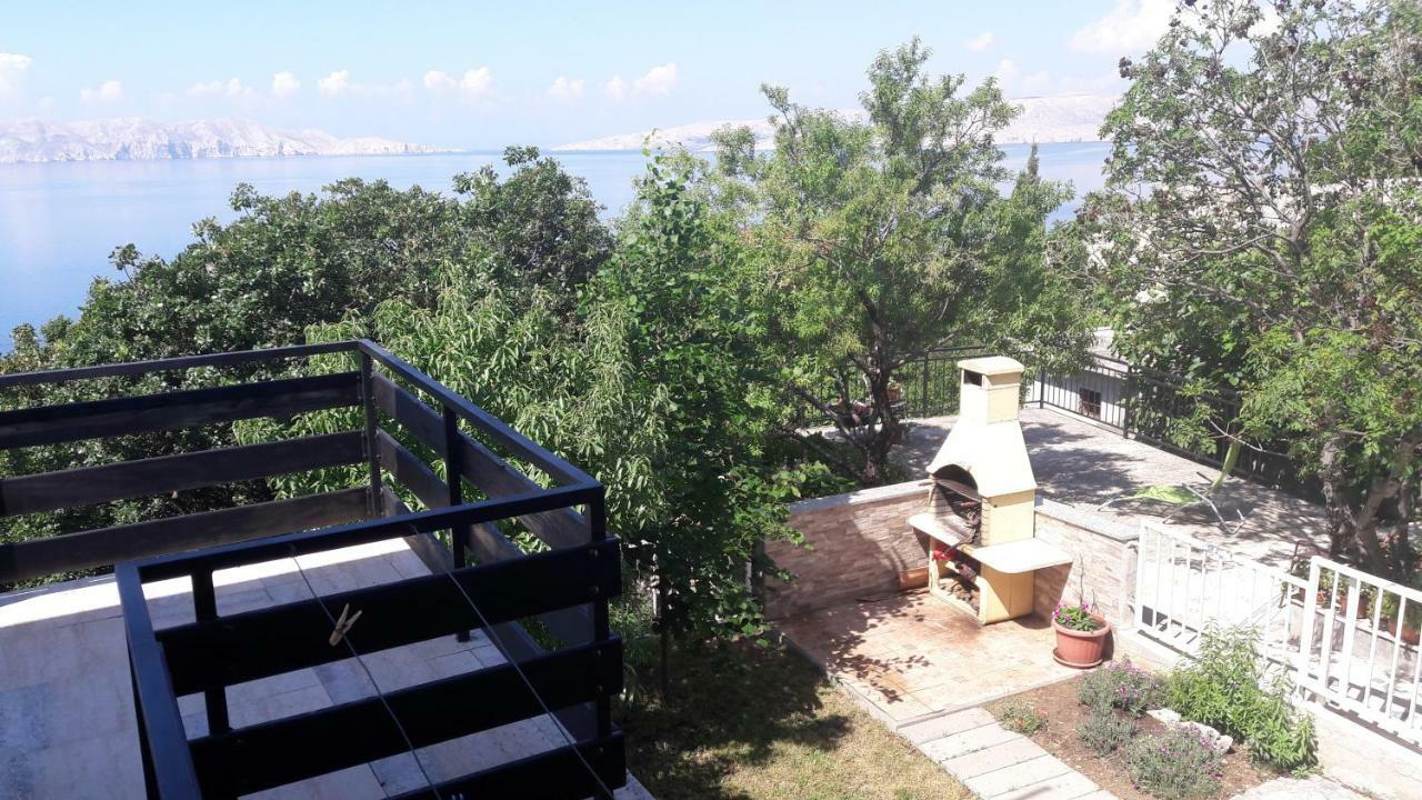 Mica Appartement Senj  Buitenkant foto