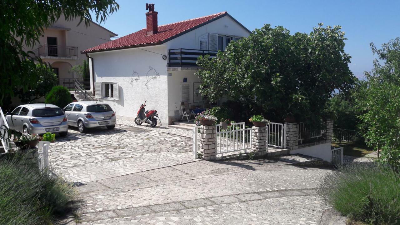 Mica Appartement Senj  Buitenkant foto